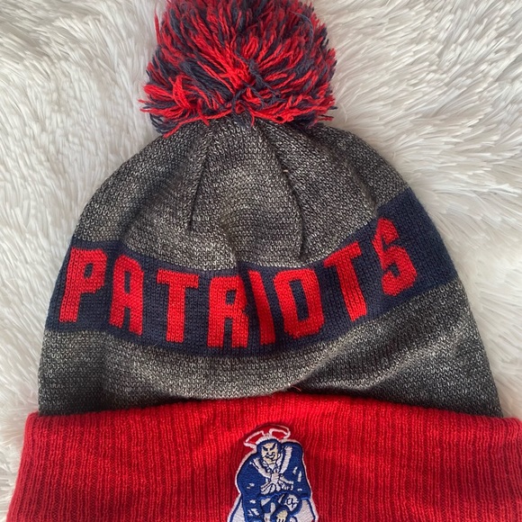 NEW ERA • Rare New England Patriots Sideline Knit Hat Pom Beanie - Picture 14 of 16